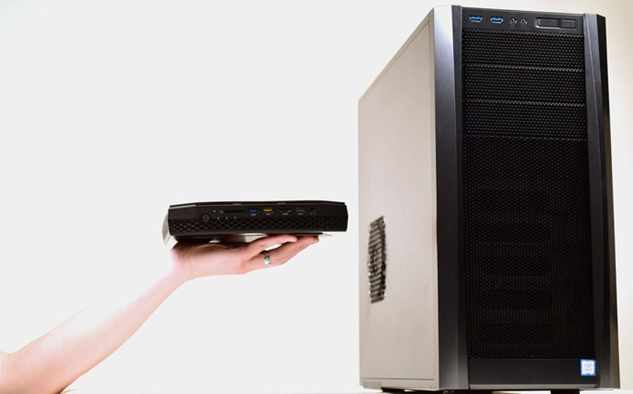 Photo of #CES 2018 | Intel представила самый компактный компьютер для виртуальной реальности